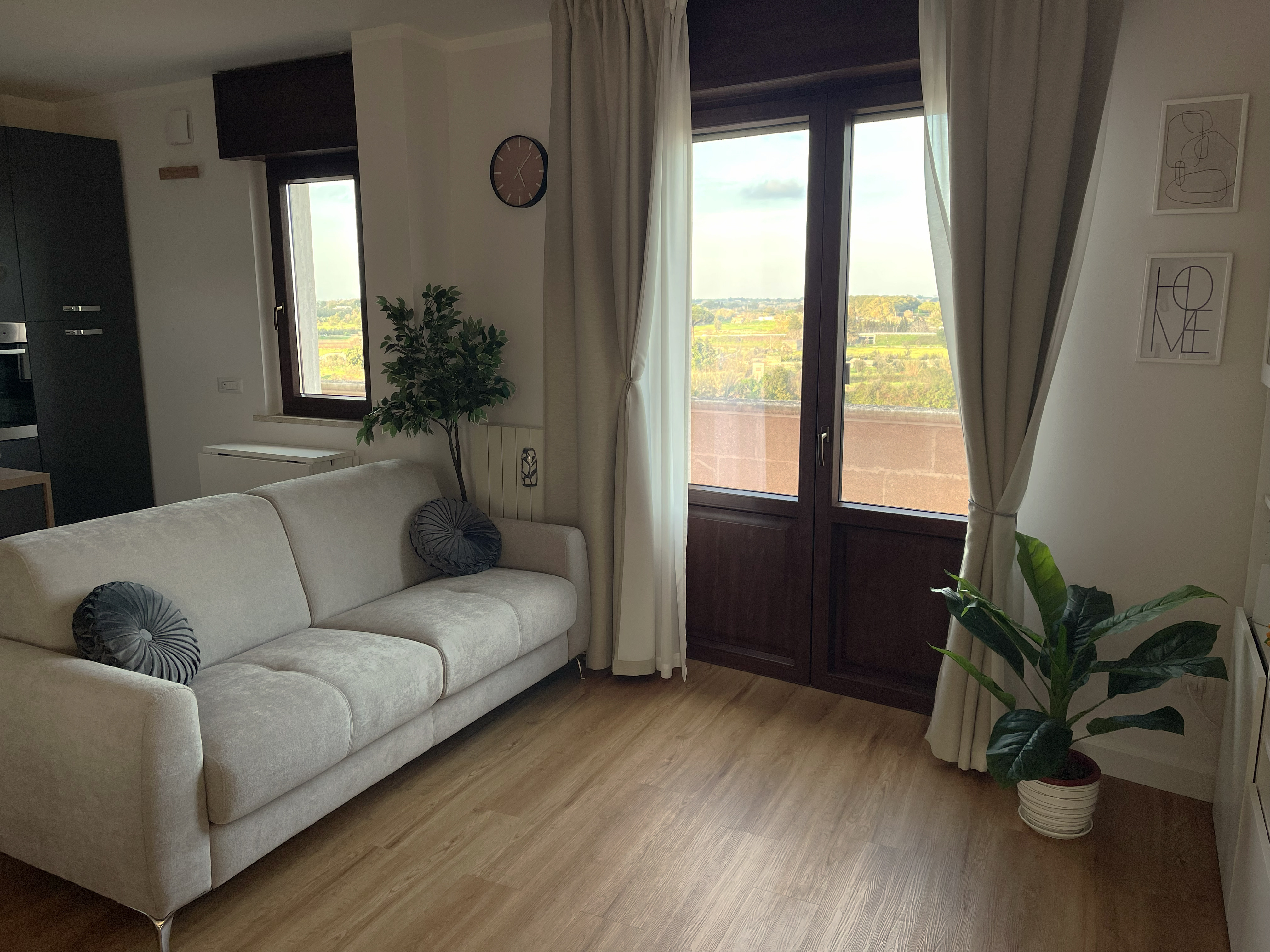 Eos Suite Apartment Overview